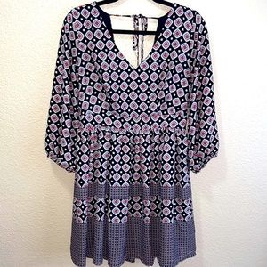 👗GB low V-back dress size L